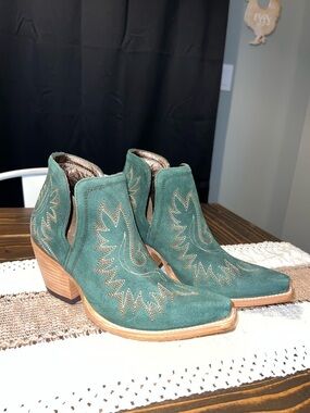 Ariat Dixon X Toe Western Boot Poseidon Green Suede